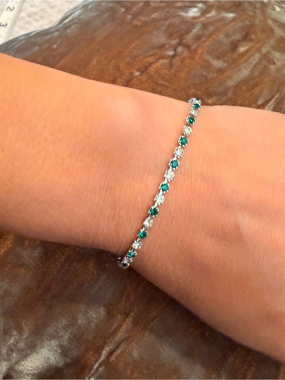 Elegant Green Rhinestone Tennis Bracelet Silver Costume Jewelry 767